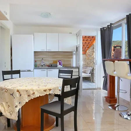 Apartment Apartments By The Sea Cove Ostricka Luka, Rogoznica - 4877 Rogoznica (Sibenik-Knin)