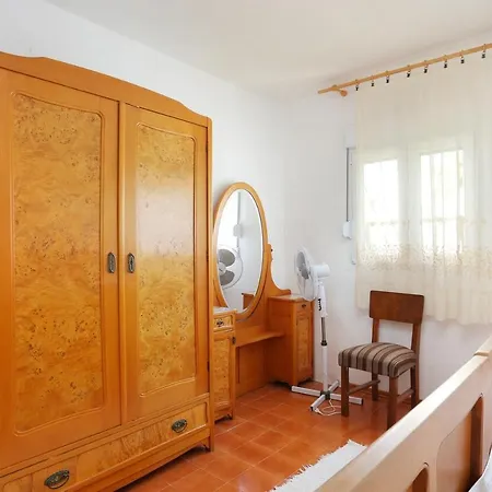 By The Sea Cove Ostricka Luka, - 4877 *