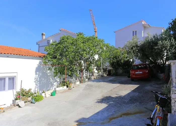 By The Sea Cove Ostricka Luka, - 4877 *